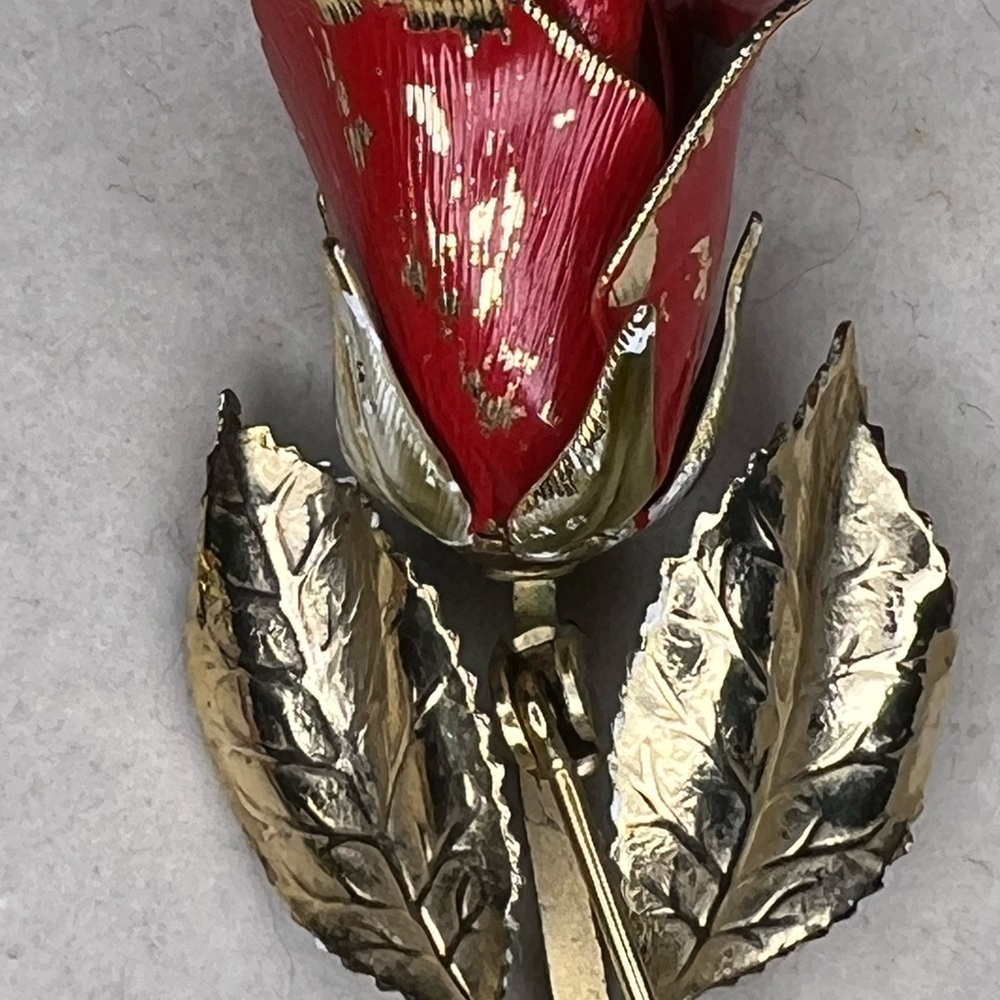 Lot of three vintage flower brooches, gold & enamel, great for Valentine’s Day! - Picture 12 of 17